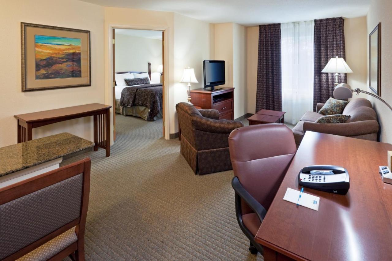 Staybridge Suites - Philadelphia Valley Forge 422, An Ihg Hotel Royersford Экстерьер фото